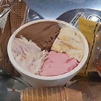 Portada de Heladeria Full Cream